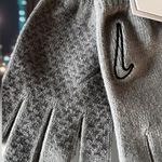 Nike Size S/M Gloves Photo 3