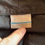 Columbia  Women's Flat Front 100% Cotton Shorts, Size 10 Photo 4