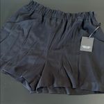 Vera Wang Simply Vera  Black Women's Shorts NWT Photo 0
