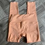 Alphalete Women’s Halo Legging- Cheeky coral , Size Large Photo 4