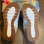 Skechers NEW  Street Woman's Athletic Shoes w/ Memory Foam Size 6 W/ Box Photo 5