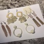 Dress Up Lot Of 4 Women’s Costume Earrings Pierced Dangle Drop - Mixed Materials  Photo 10