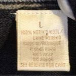 Perry Ellis  100% Merino Wool Sweater Sz Large V-neck Charcoal Grey Quiet Luxury‎ Photo 2