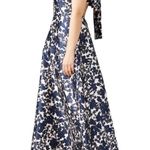Monique Lhuillier Blue White Floral Gown
Bow Back Formal Size 4 Photo 11