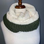 Green Cable Knit Sweater Sherpa Lined & Trimmed Cowl Neck Warmer 14” X 15” Photo 5