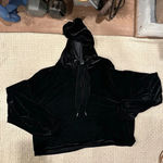ZARA  trafaluc black velvet cropped
Women's Medium NWOT Photo 0