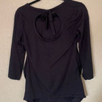 H & M maternity 3/4 sleeve top, open tie back Photo 0