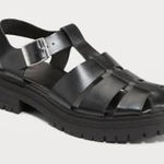 Old Navy  Faux Leather Fisherman Sandals Photo 0