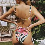 MONTCE sla Floral Bella One Photo 1