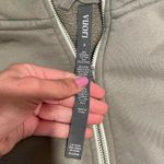 Vuori  Women's Grey and Khaki Hoody Photo 2