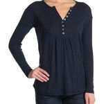Sweet Romeo  Waffle Knit Oversized Henley Tunic Top in  Optic Black Size 1X Photo 0