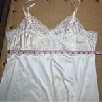 Shadowline Vintage 70s Elegant Ivory Lace Slip Nylon Dress 38MS Size undefined Photo 5
