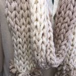 New Handcrafted Chunky Knit Ombré Scarf and Beanie Winter Accessory Set Photo 2