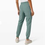 Lululemon NWOT Wanderer Jogger 28"
Tidewater Teal Photo 1