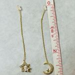 Moon and star hanging earrings Gold Photo 3