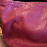 Fossil cranberry pink color, great leather bag Photo 9