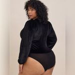 Torrid Stretch Velvet V-Neck Long Sleeve Bodysuit in Deep Black Size 3 3X 22-24 Photo 3