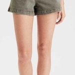 American Eagle  Highest Rise Mom Shorts Photo 0