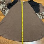 Hummingbird Women’s Large Waffle Knit Brown Snake Print Bell Sleeve Midi Dress Photo 11