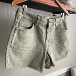 Universal Threads Universal Thread Denim Shorts Vintage Midi Green Distressed Size 8/29 Photo 7