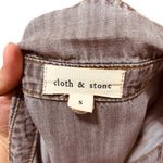 Anthropologie Cloth & Stone  Gray Denim Button-Up Shirt – Size Small Photo 6