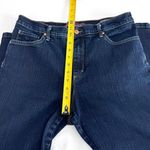 Gloria Vanderbilt Amanda Dark Wash Two-Tone Stitching Jeans Size 12P Photo 8