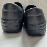 Crocs  Black Slip-On with Leopard Pattern Women’s Size 11 Photo 6
