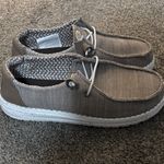 Hey Dude  Women's Loafers - Brown and White Photo 2