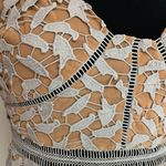 Few Moda Princess Lace Dress Photo 4