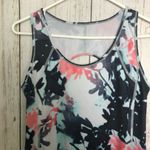 Old Navy Women's Multi-color Athletic Workout Top Photo 1