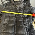 Nautica Size small, good used condition puffer jacket with hood size small Photo 4