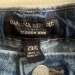 Banana Republic  Slouchy Jean Relaxed Girlfriend Size 29/8 Medium Wash Cuffed Photo 7