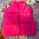 Cropped Pink Puffer Vest Photo 0