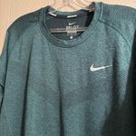 Nike  Dri-Fit Long-sleeve Shirt Photo 5