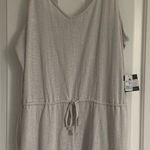 Eddie Bauer  Lifestyle Knit Romper - Size L - Chalk Gray - NWT‎ Photo 0