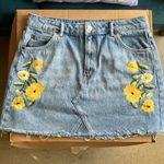 Topshop Retro Flower Embroidered Jean Skirt Photo 0