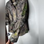 Magellan Women  camo packable Vented roll tab sleeve hunting top S Photo 5