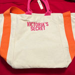 Victoria's Secret Victoria Secret travel bag or shopping bag Photo 0