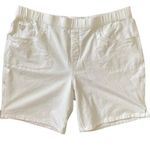 QUACKER FACTORY DREAMJEANNES NWOT 8" Shorts Size XL White Five Pocket Styling Photo 0