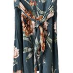 Floral Deep V Photo 7