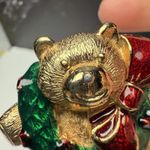 Teddy Bear With Christmas Holly Berry Wreath Enamel Brooch Pin Gold Tone Photo 3