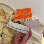 Bbx brand brand new Yellow Size 2 Photo 7