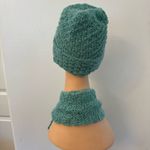 Elegant Teal Knit Scarf and Hat Set – Soft, Warm & Stylish Winter Accessory Green Photo 5