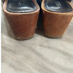 Olukai Dark Brown Leather Scallop Wood Slip On Clog Size 7 Photo 6