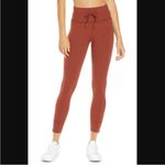 Vuori Daily Legging In Color Spice Photo 1