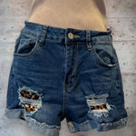 Leopard print patch denim jean shorts size small Blue Photo 1