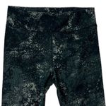 Under Armour Womens Small Black Gray Alpha Printed Crop Leggings Heat Gear Gym Photo 2