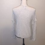 Gillagan O’Malley sleepwear light gray ruffle long sleeve pajama top Size XS Photo 4