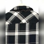 Orvis  Black and White Plaid Button Down Shirt Lined Jacket size Medium Photo 6