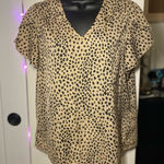 SheIn Tan Leopard & Heart Print Caplet-Sleeve Blouse Medium EUC Photo 0